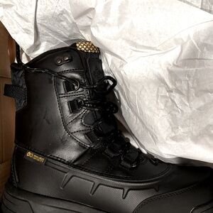 Columbia Women's Bugaboot Celsius Snow Boot with Omni Heat